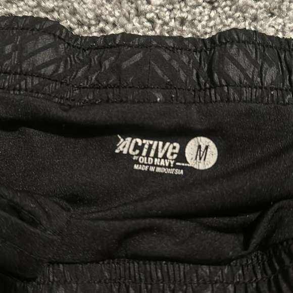 Old Navy Active Shorts - Picture 2 of 5
